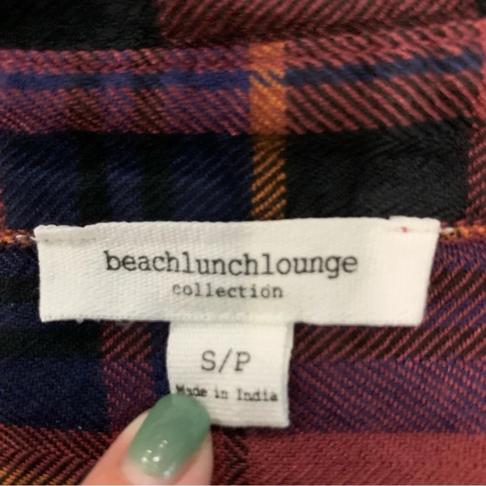 Beach Lunch Lounge multicolored plaid flannel long sleeve button down shirt EUC - Picture 9 of 13